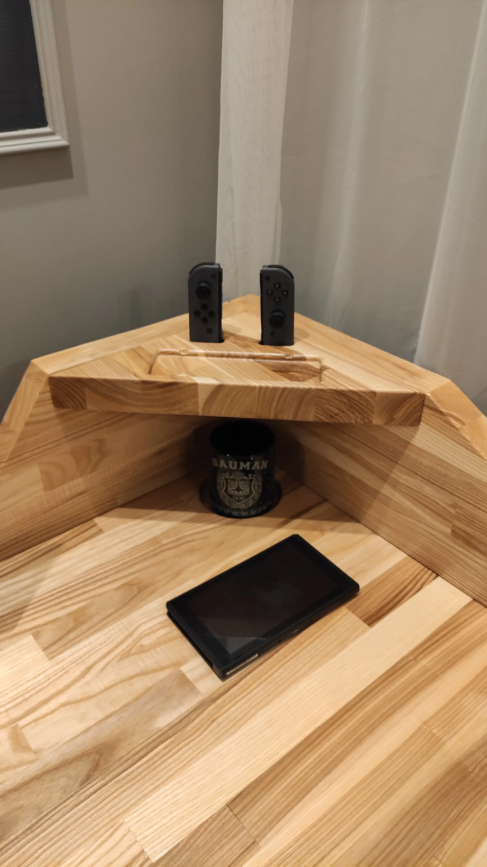 nintendo switch в столе